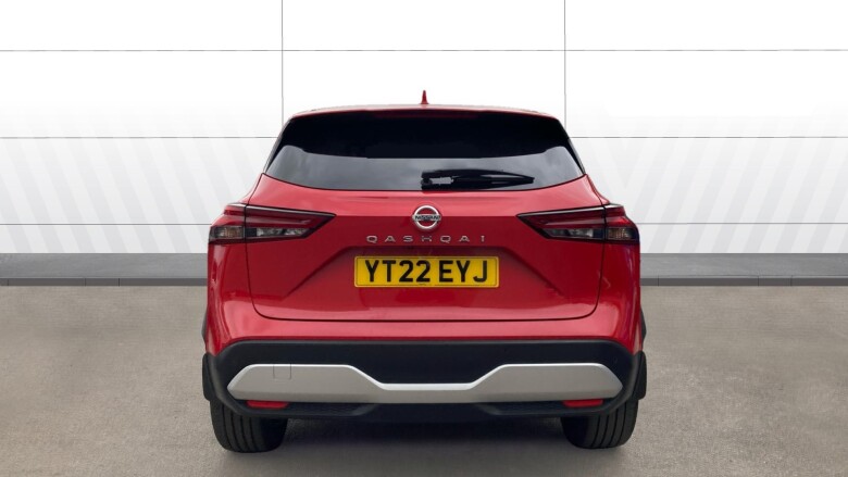 Nissan Qashqai 1.3 DiG-T MH N-Connecta 5dr Petrol Hatchback